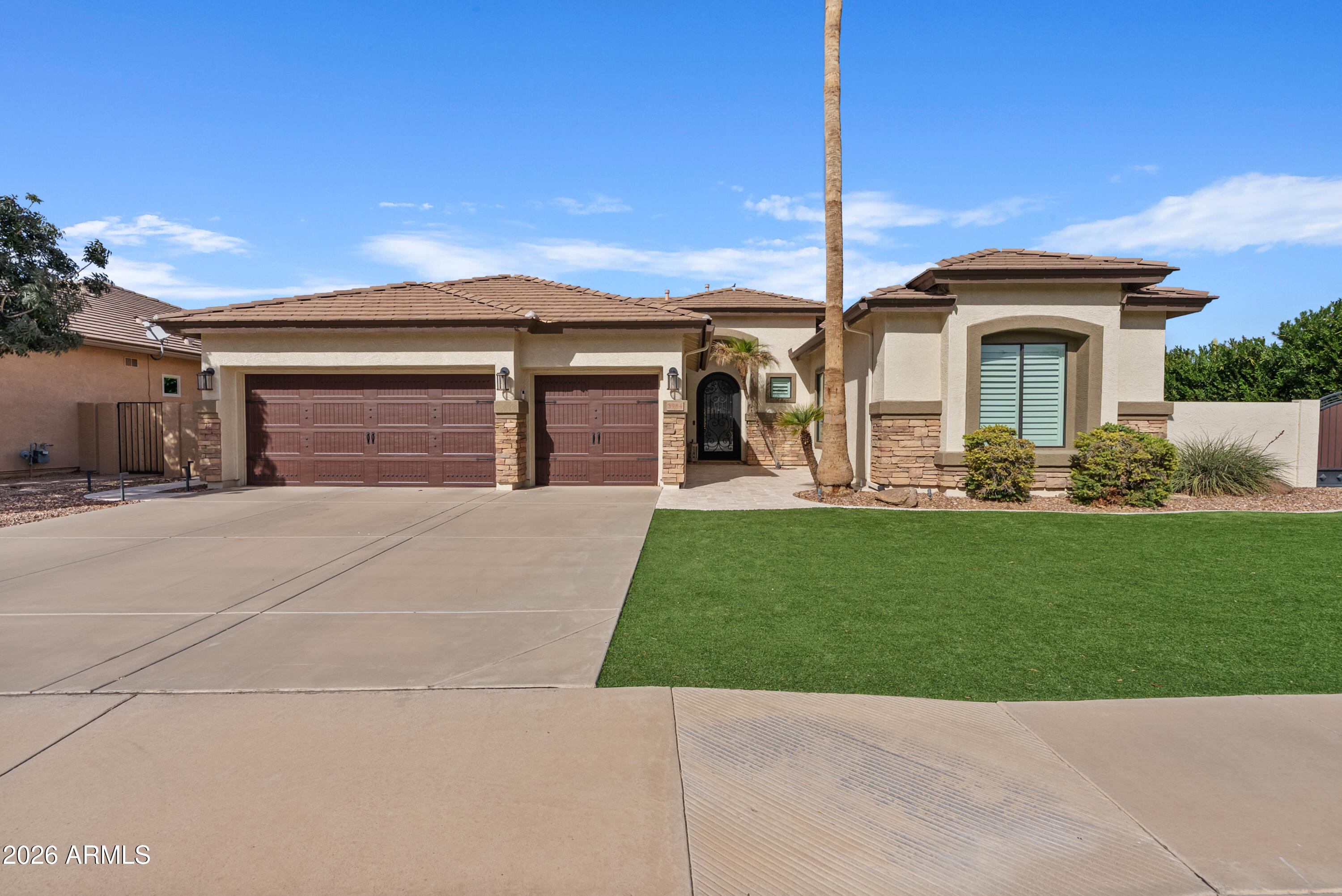 3984 E MEADOWVIEW Drive