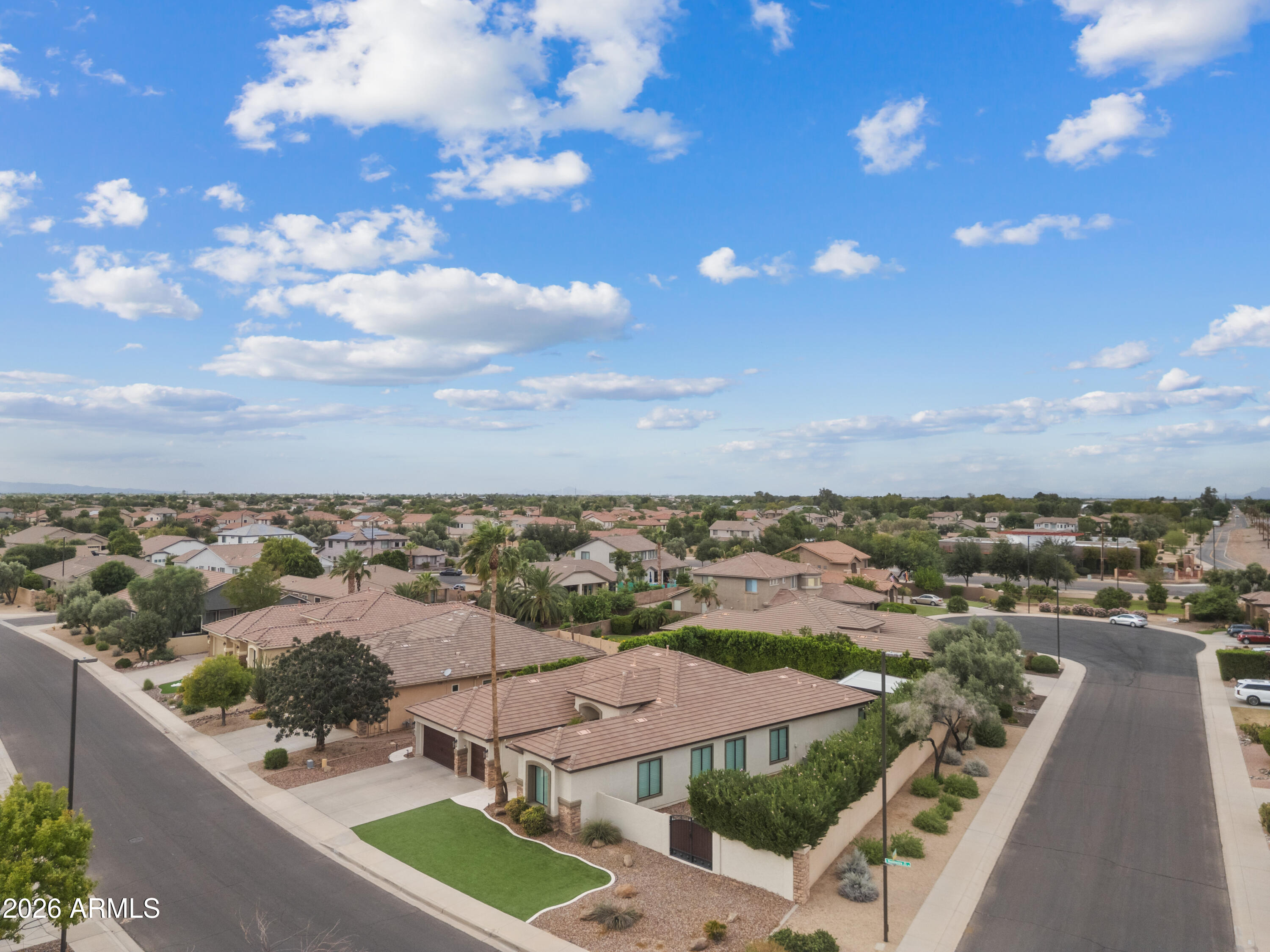 3984 E MEADOWVIEW Drive