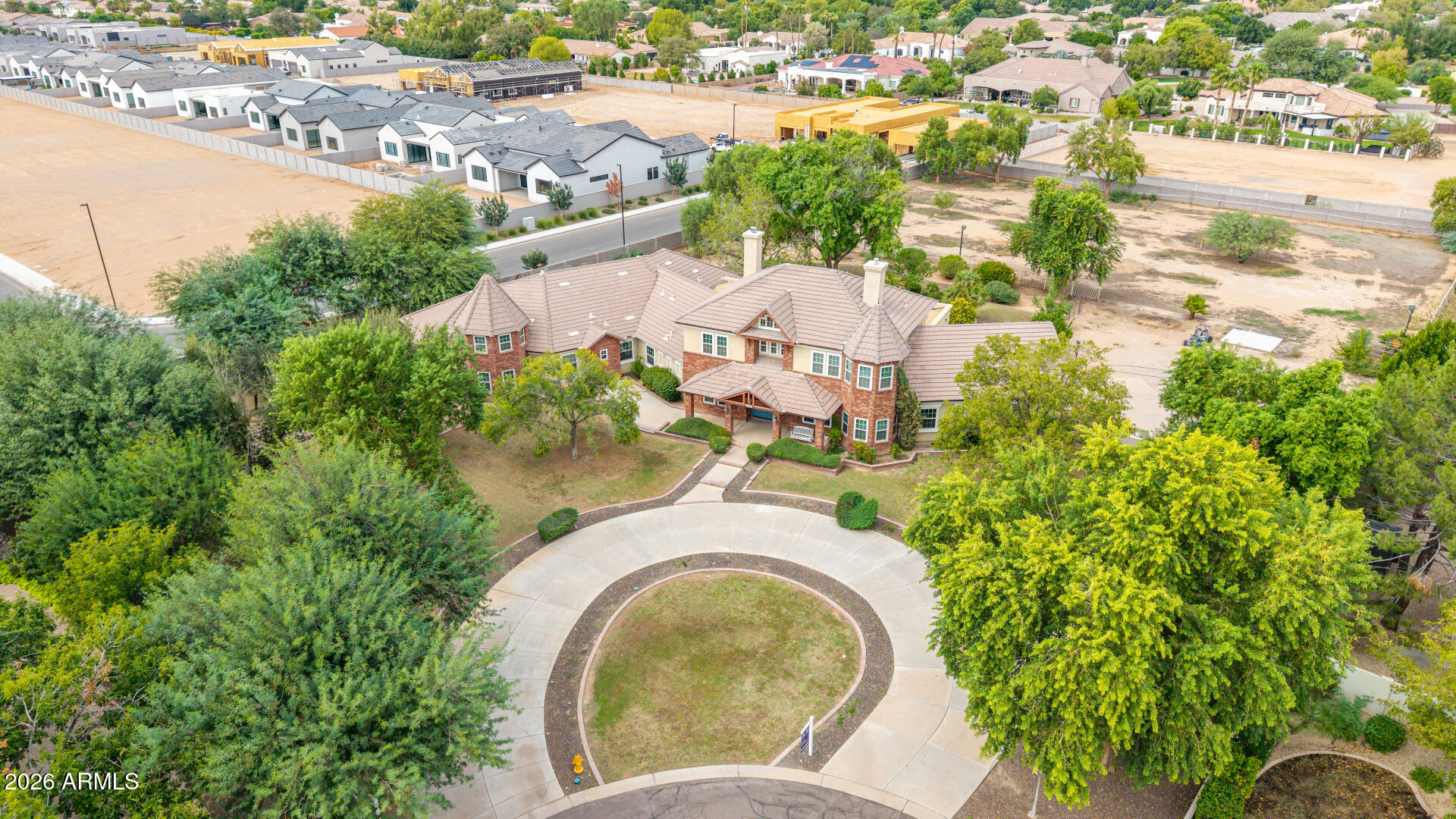 2542 E SCORPIO Place