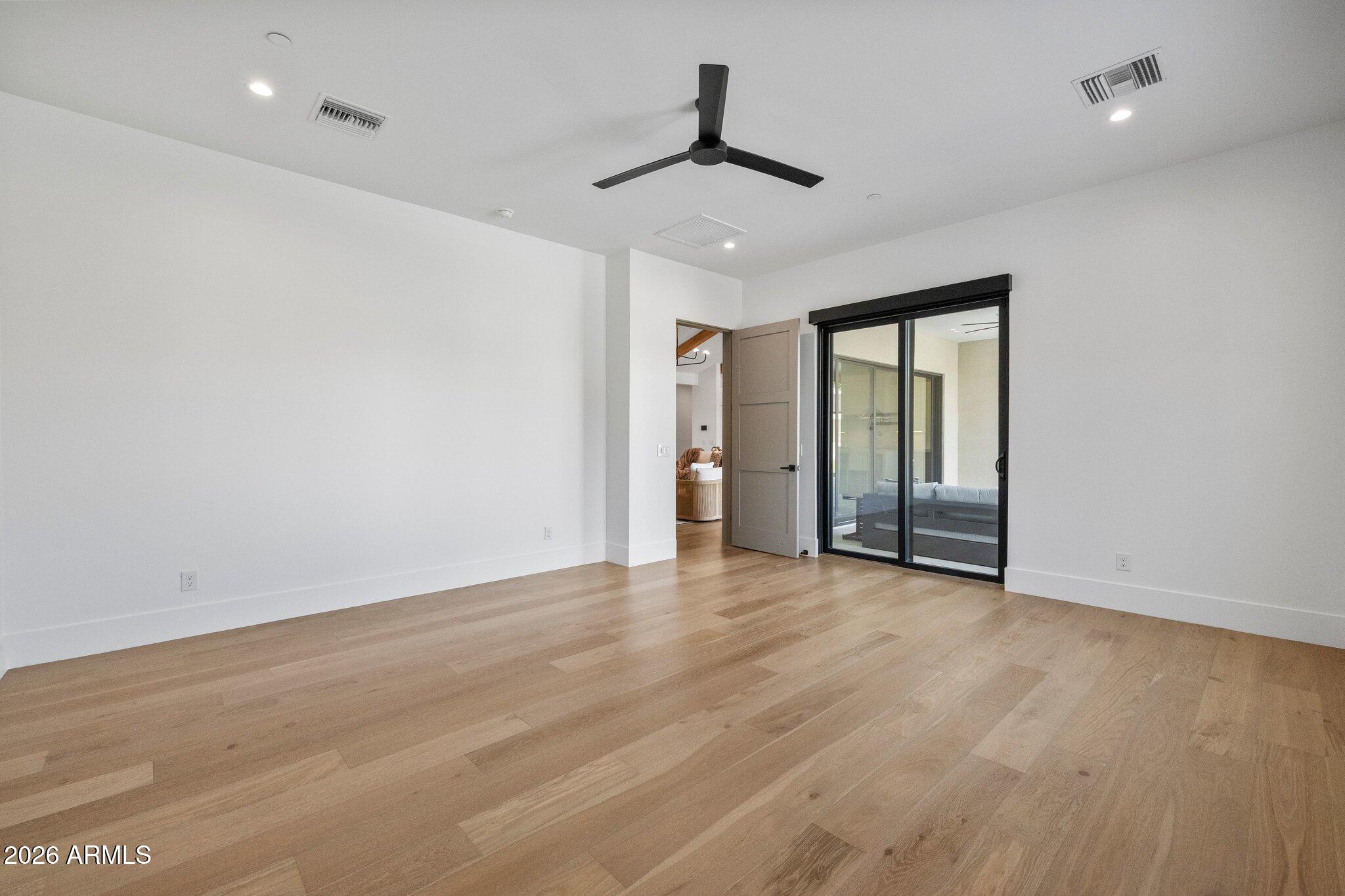 5419 N 41ST Place