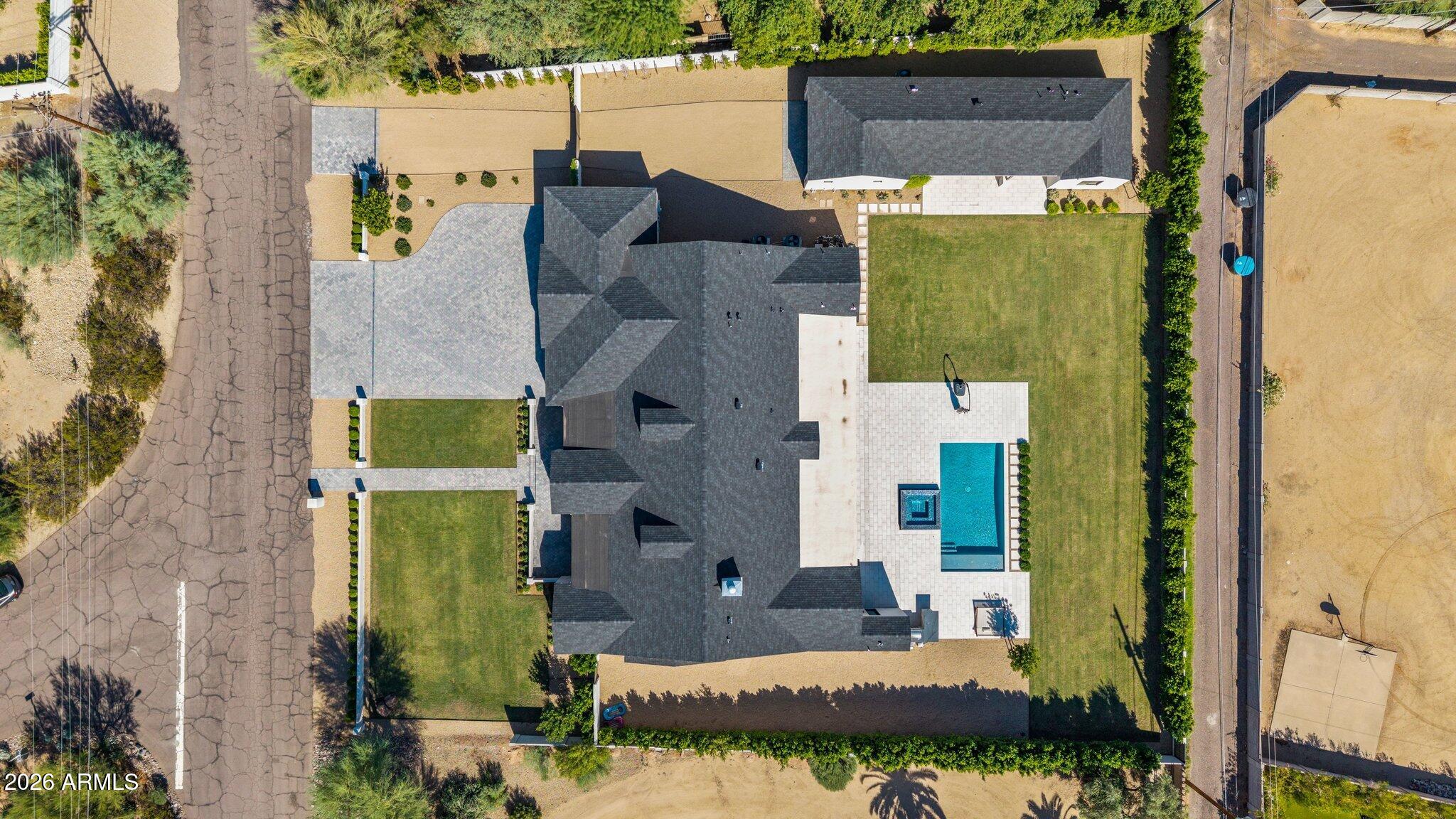 5419 N 41ST Place