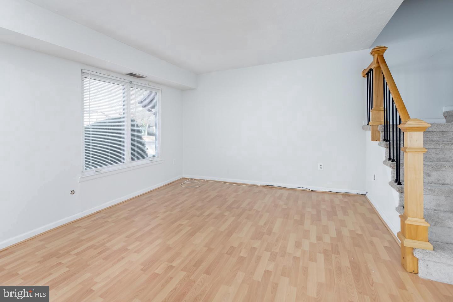 125 CHELSEA CIRCLE B144