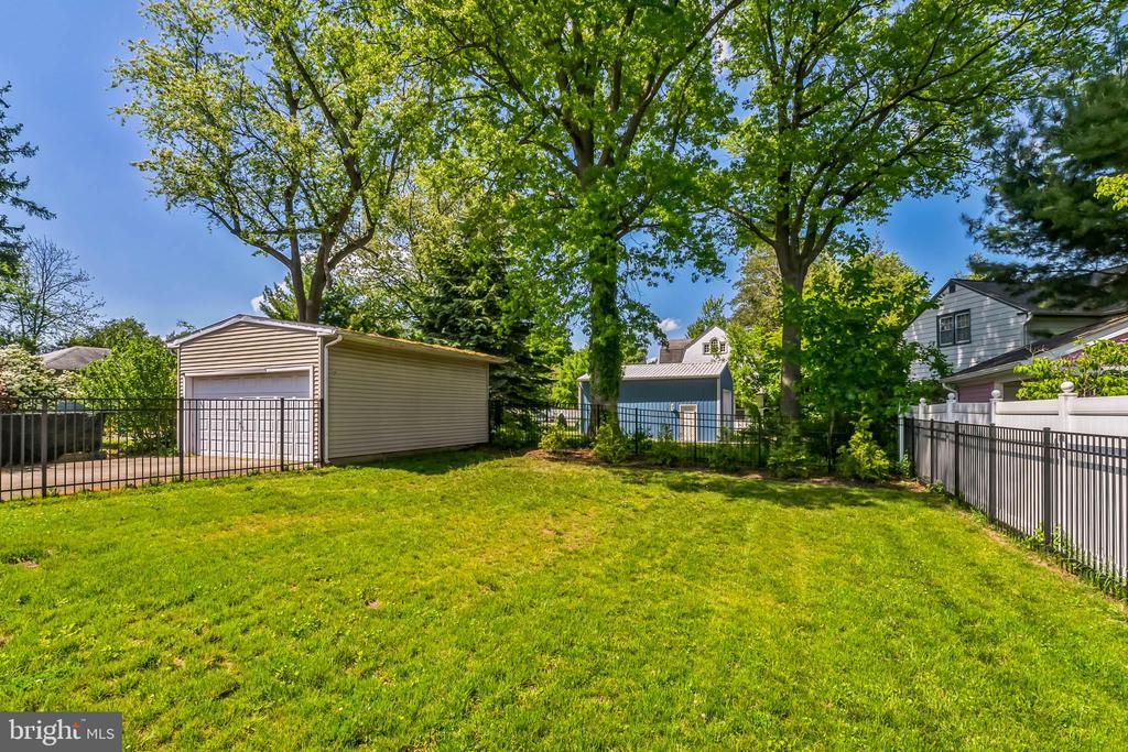 29 ROGERS AVENUE