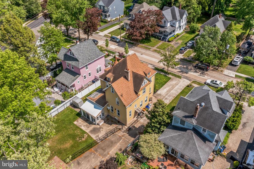 29 ROGERS AVENUE