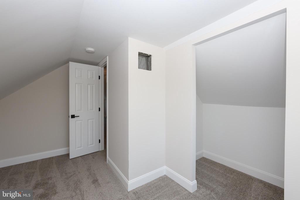116 BERGEN AVENUE