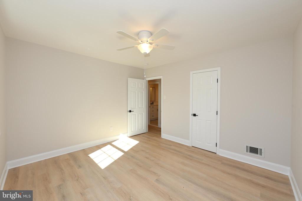 116 BERGEN AVENUE
