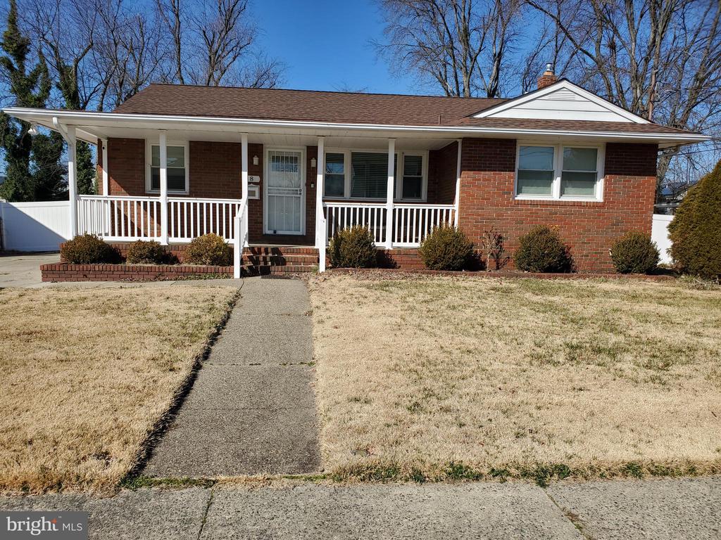 8 CORNELL AVENUE