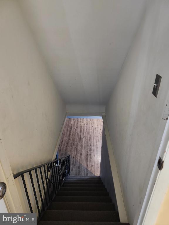 8 CORNELL AVENUE