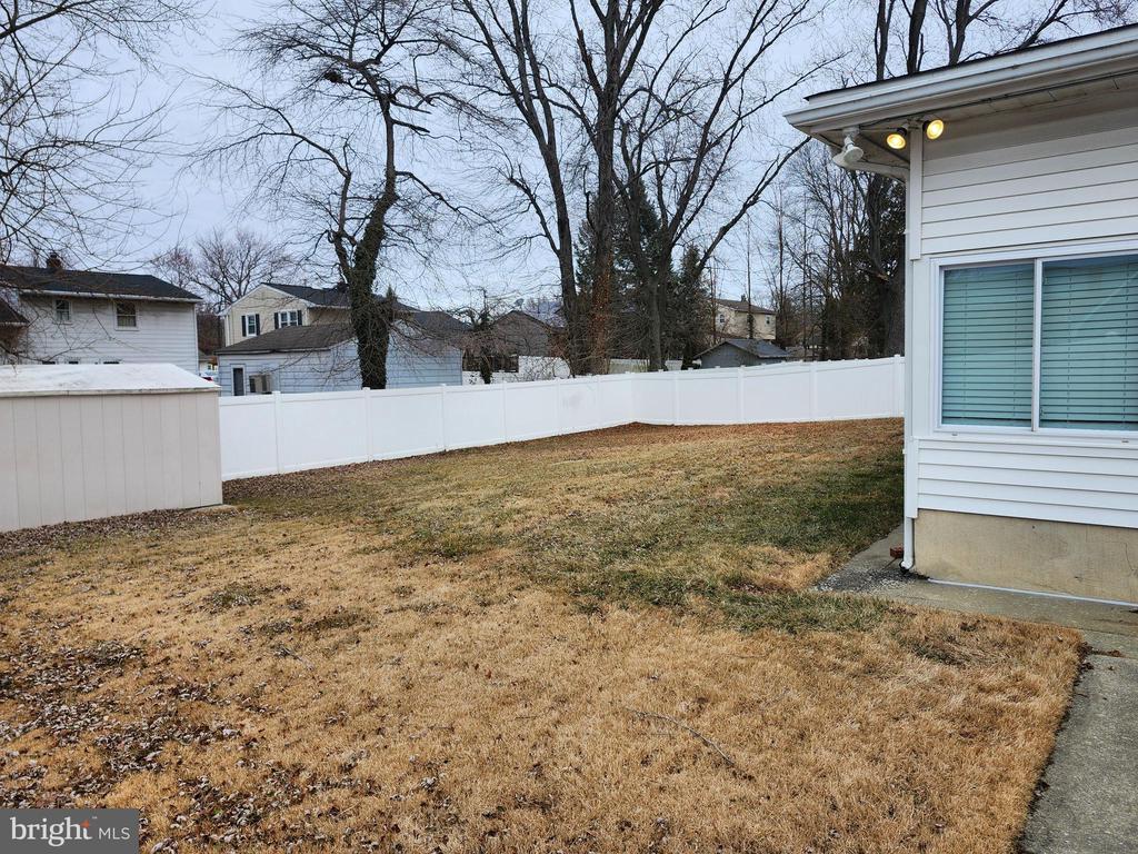 8 CORNELL AVENUE
