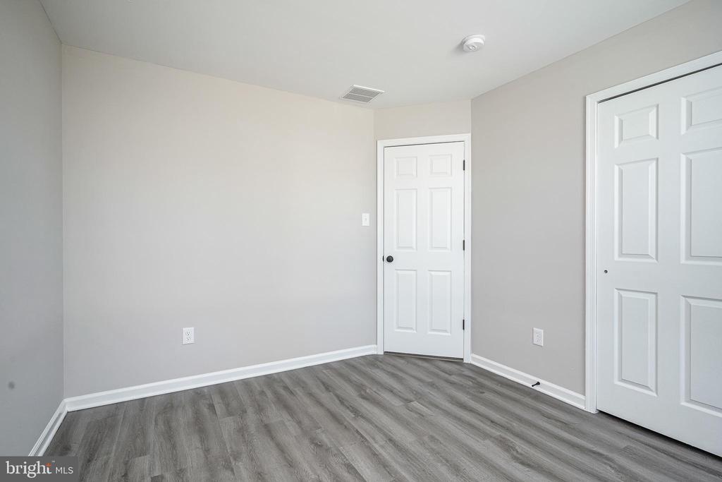 3002 TALL PINES