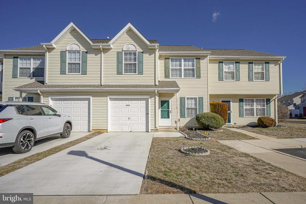 3002 TALL PINES