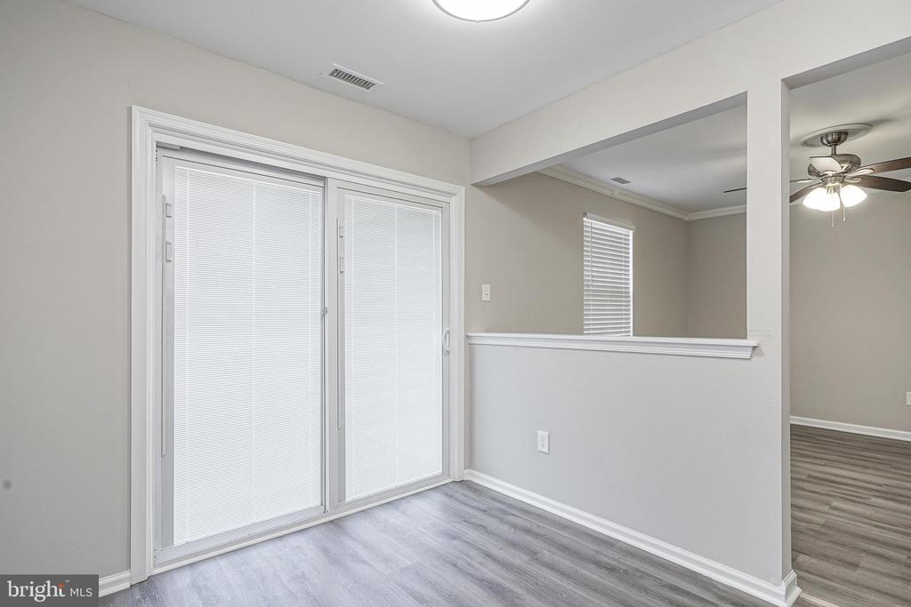 3002 TALL PINES