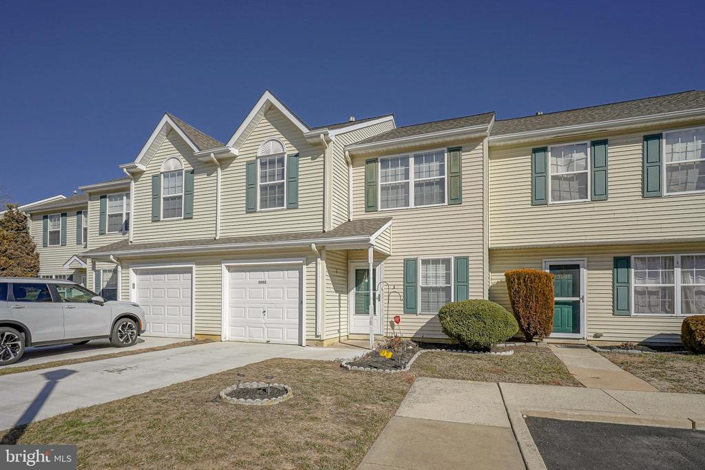 3002 TALL PINES