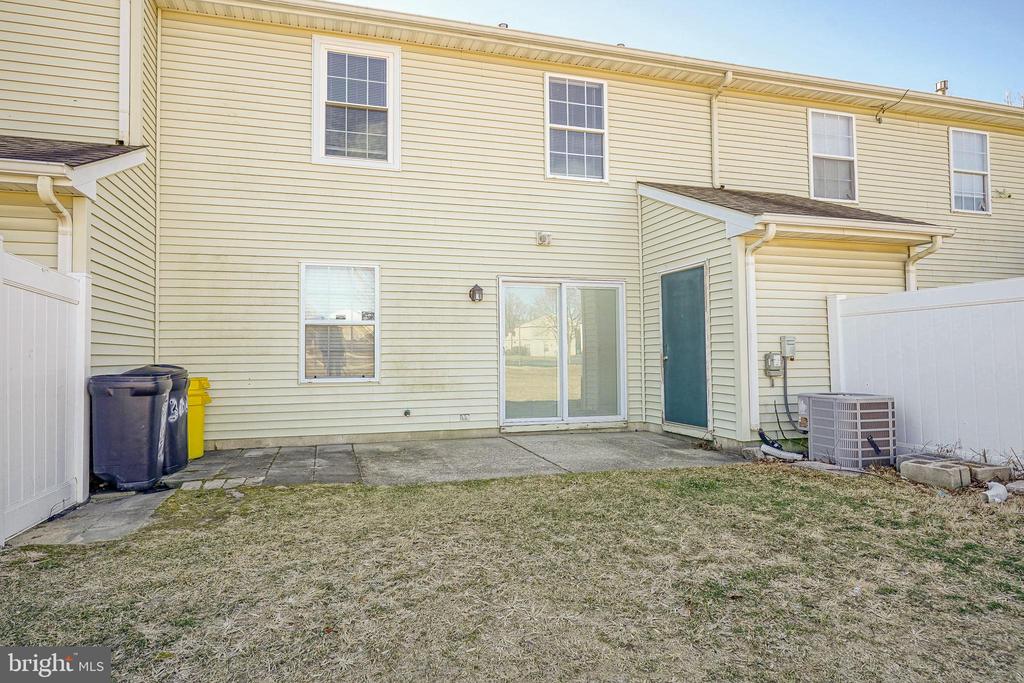 3002 TALL PINES