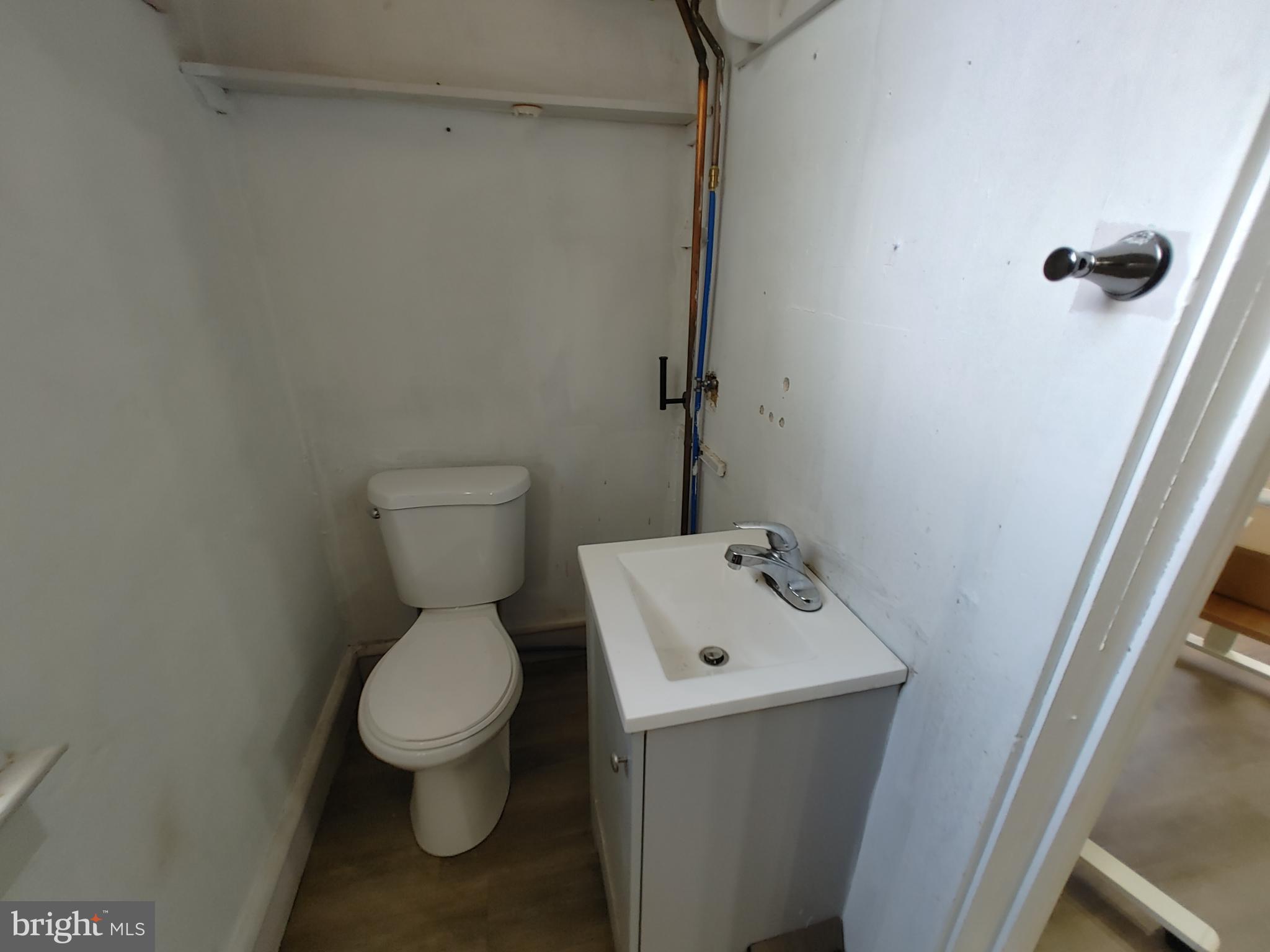 4616-C WESTFIELD AVENUE