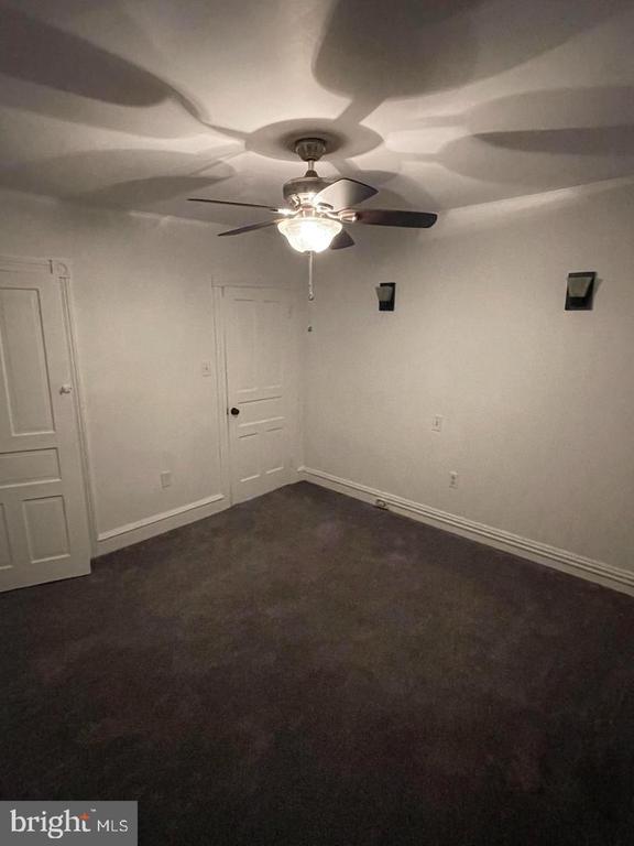 201 W LINCOLN AVENUE 2
