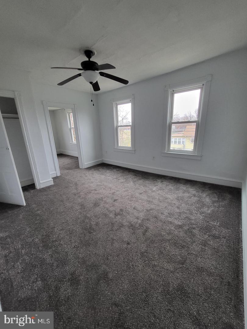 201 W LINCOLN AVENUE 2