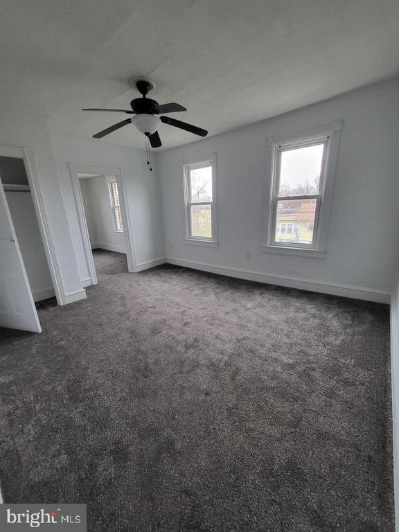 201 W LINCOLN AVENUE 2