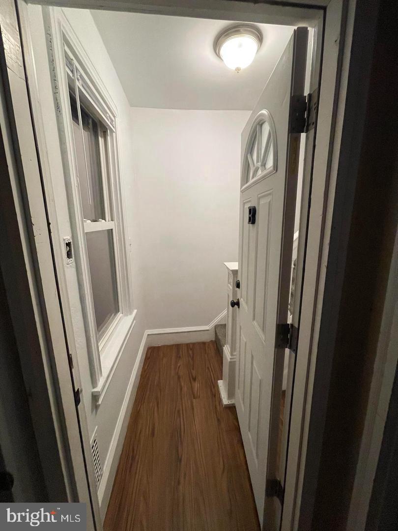 201 W LINCOLN AVENUE 2