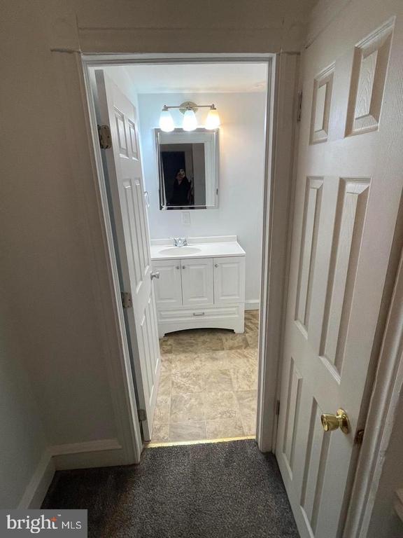 201 W LINCOLN AVENUE 2