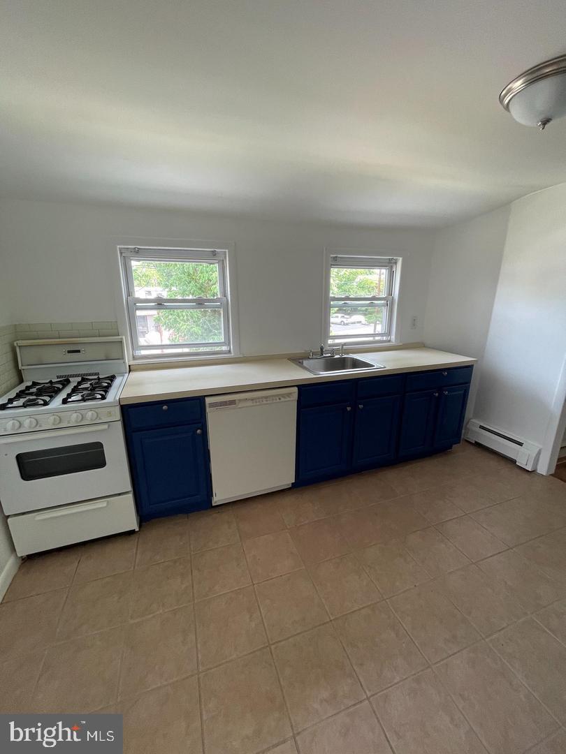 1300 W. KINGS HIGHWAY 3