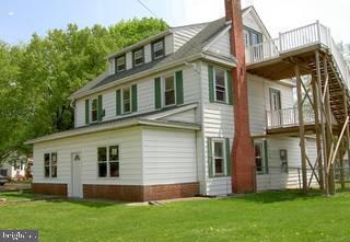 1300 W. KINGS HIGHWAY 3