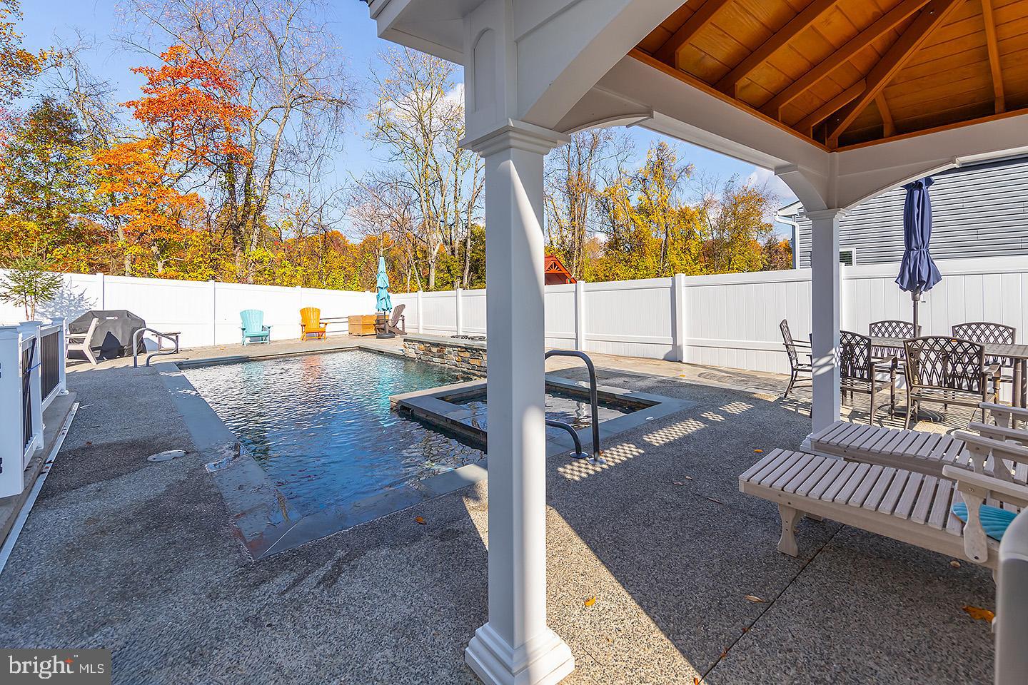 419 SHORT HILLS DRIVE