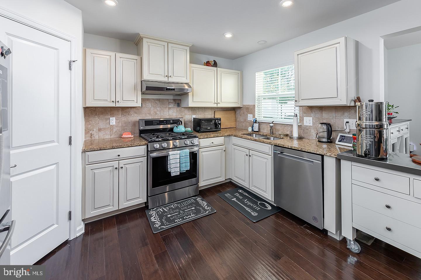 419 SHORT HILLS DRIVE