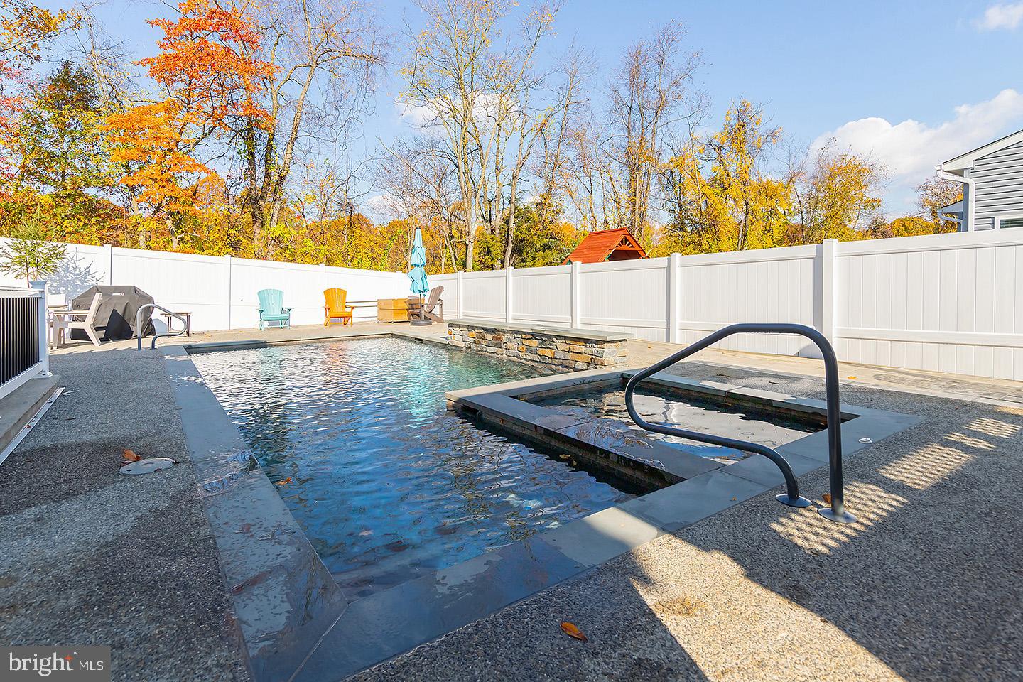 419 SHORT HILLS DRIVE