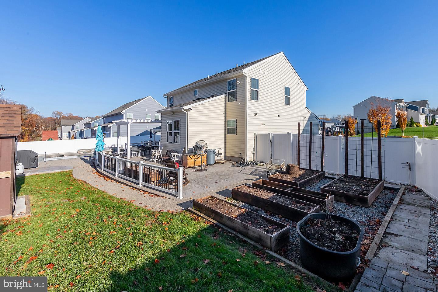 419 SHORT HILLS DRIVE