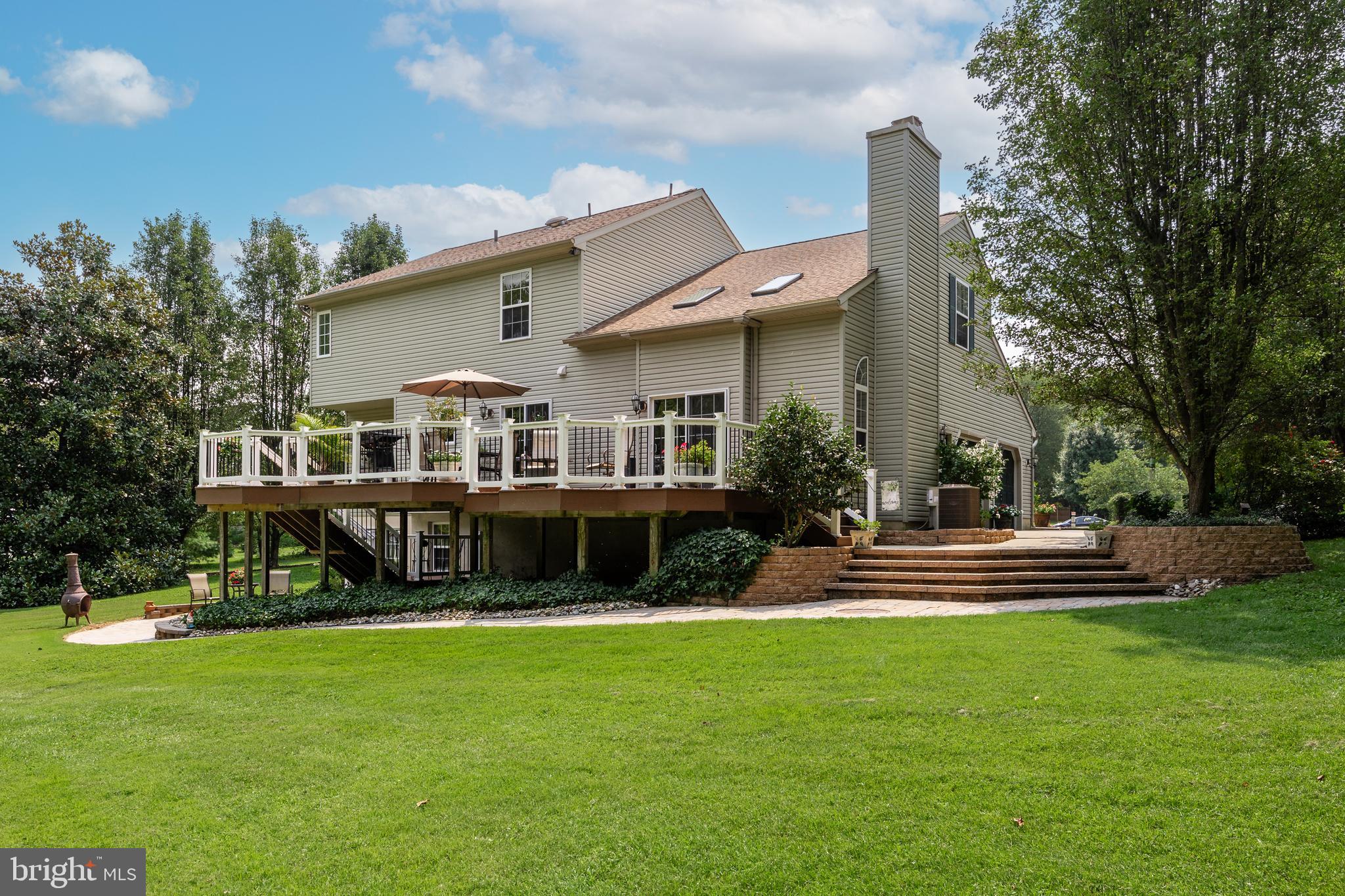 113 HENDRICKSON COURT