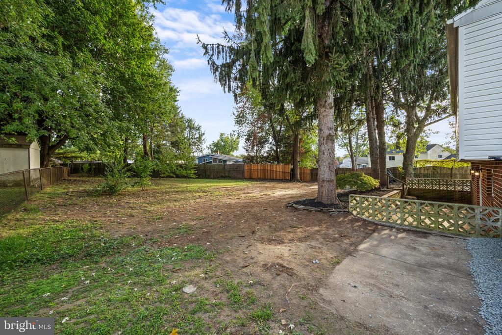 649 SACRAMENTO DRIVE