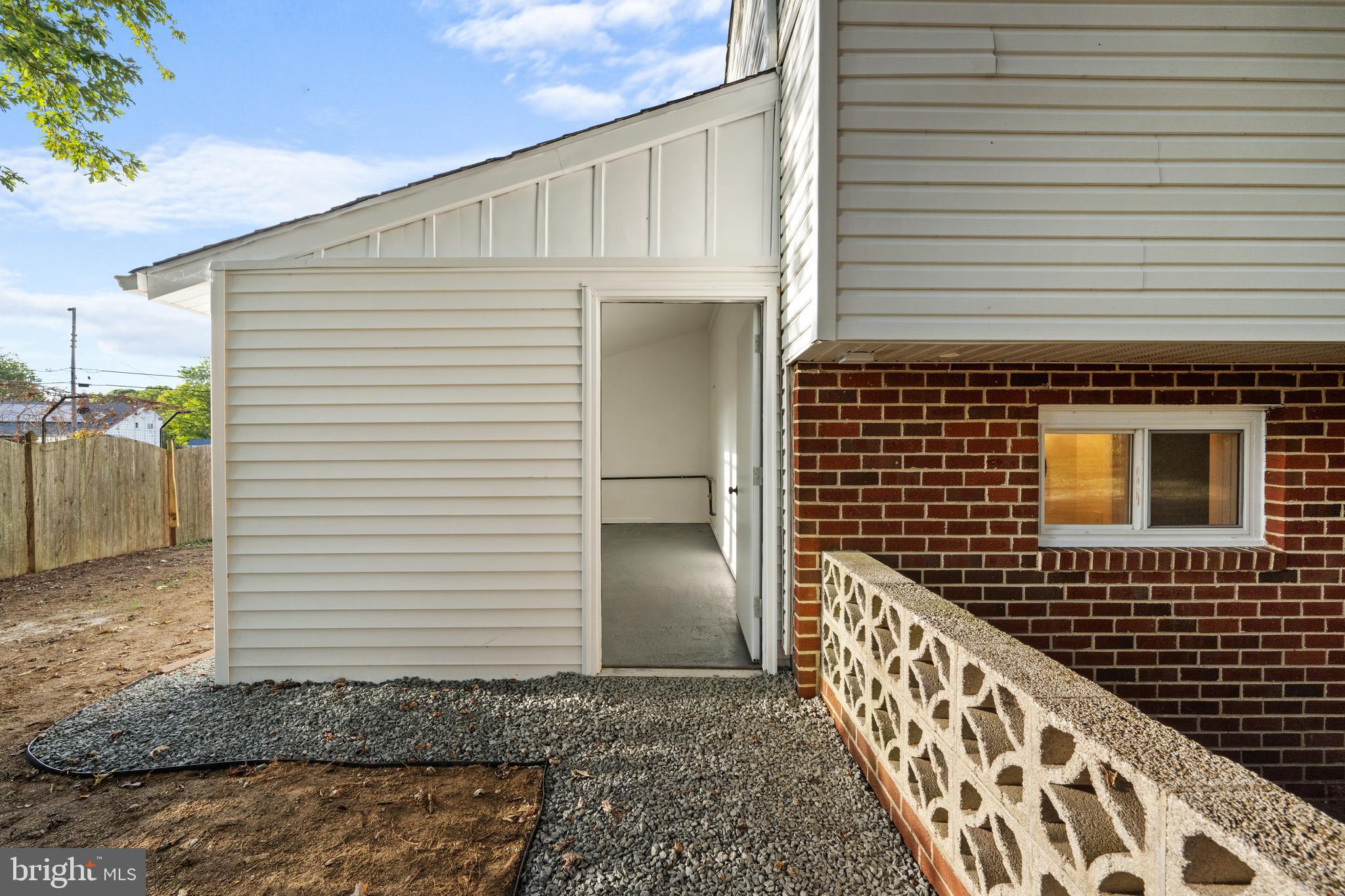 649 SACRAMENTO DRIVE