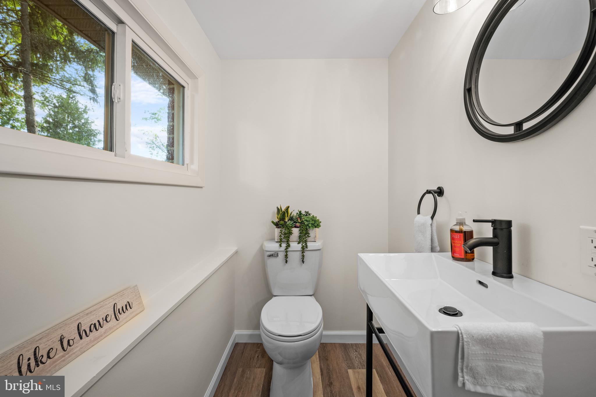 649 SACRAMENTO DRIVE