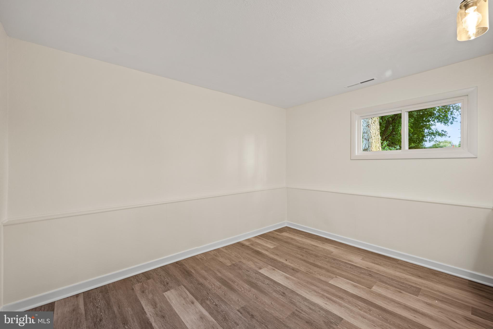 649 SACRAMENTO DRIVE