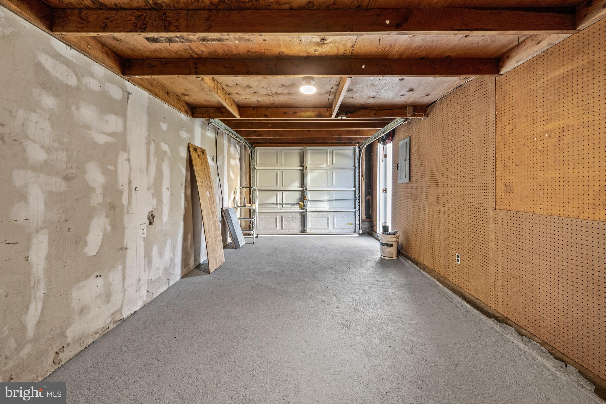 649 SACRAMENTO DRIVE