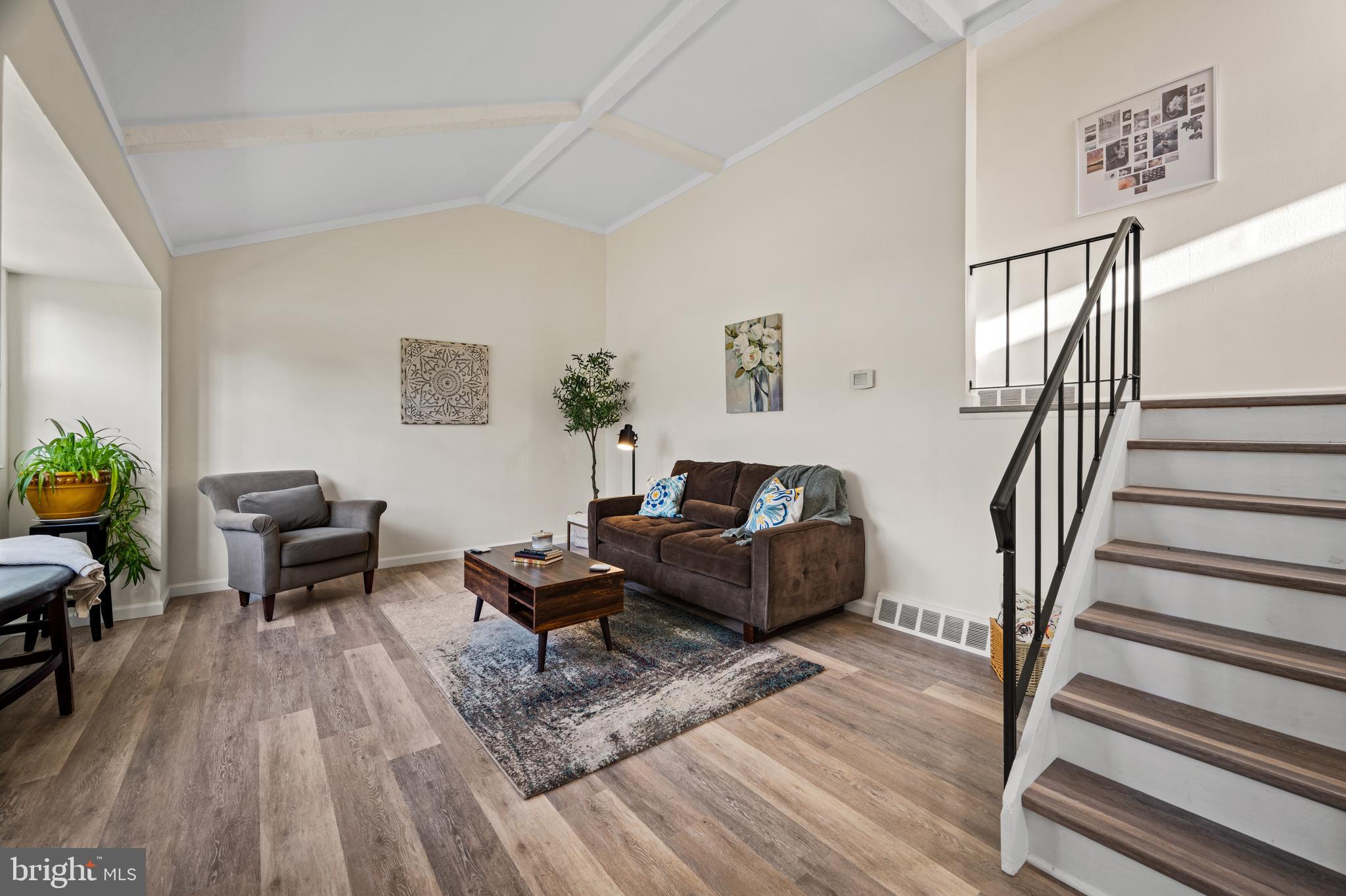 649 SACRAMENTO DRIVE