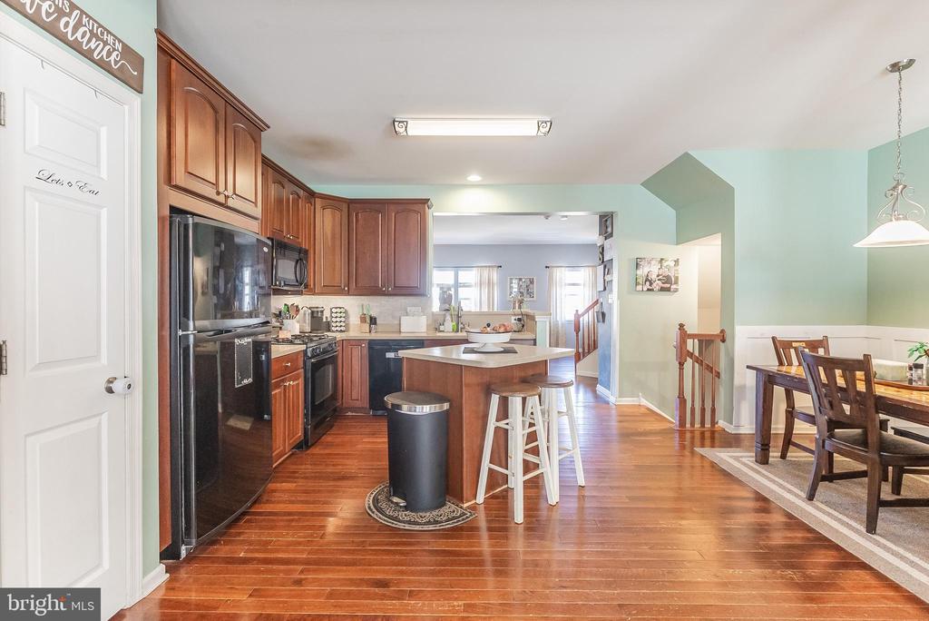 12 SHOEMAKER DRIVE