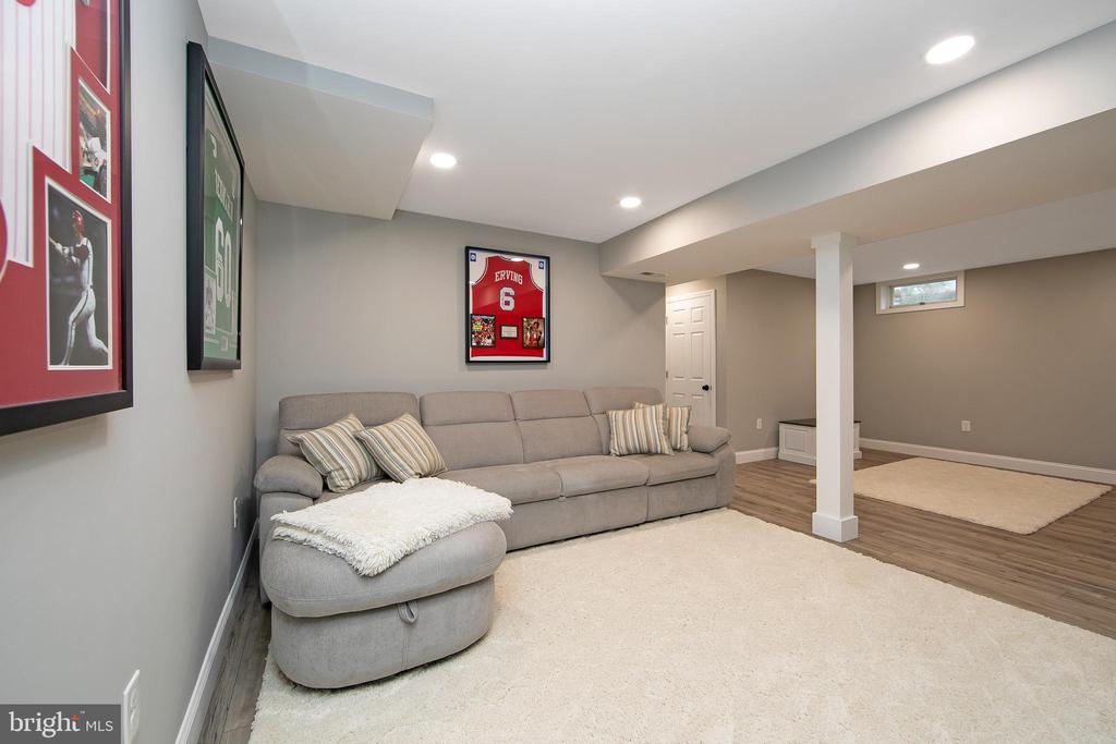 19 PARK DRIVE