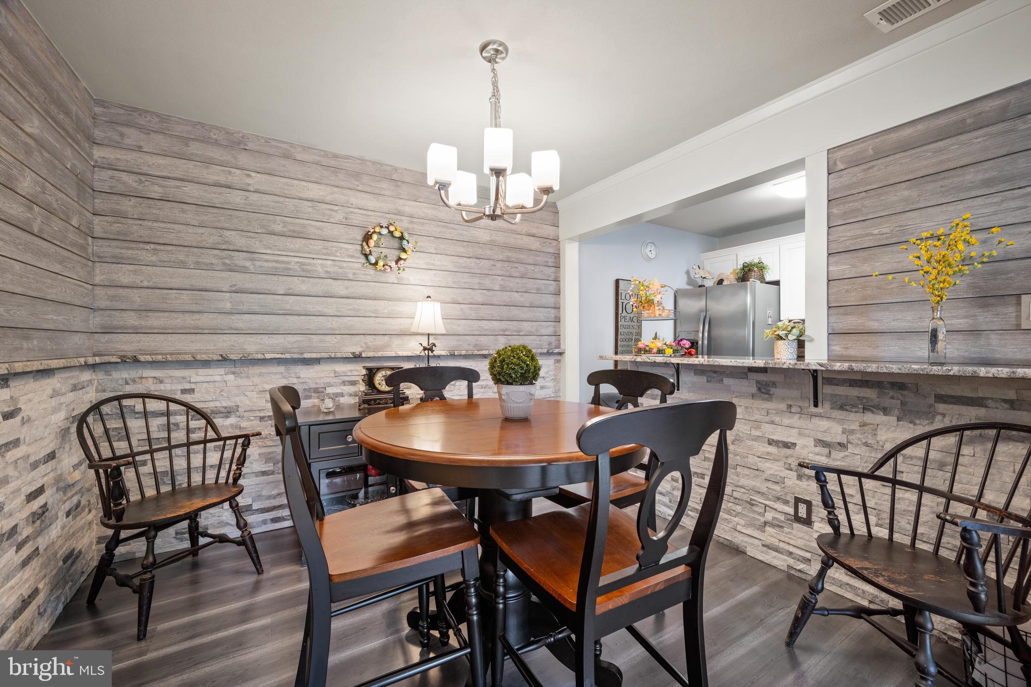 6 JOSIAH BARTLETT BLDG