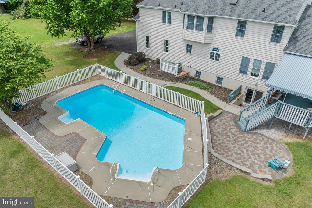 111 JEFFERSON ROAD