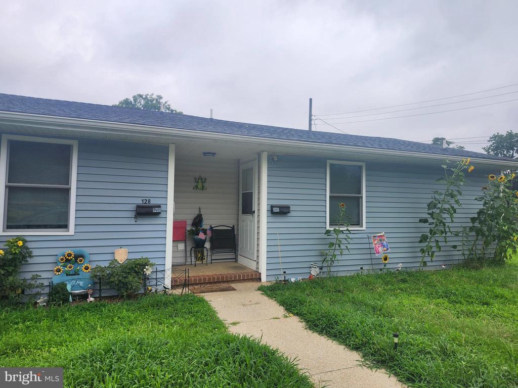 118-128 JESSUP STREET 126