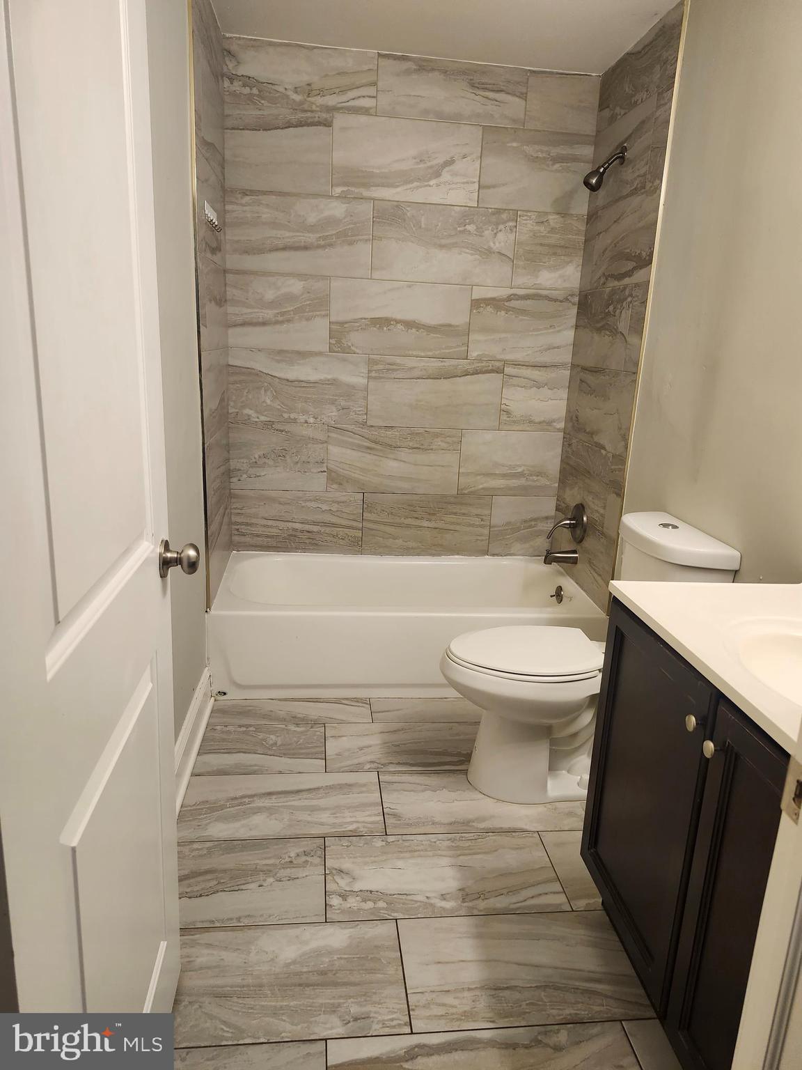 118-128 JESSUP STREET 126