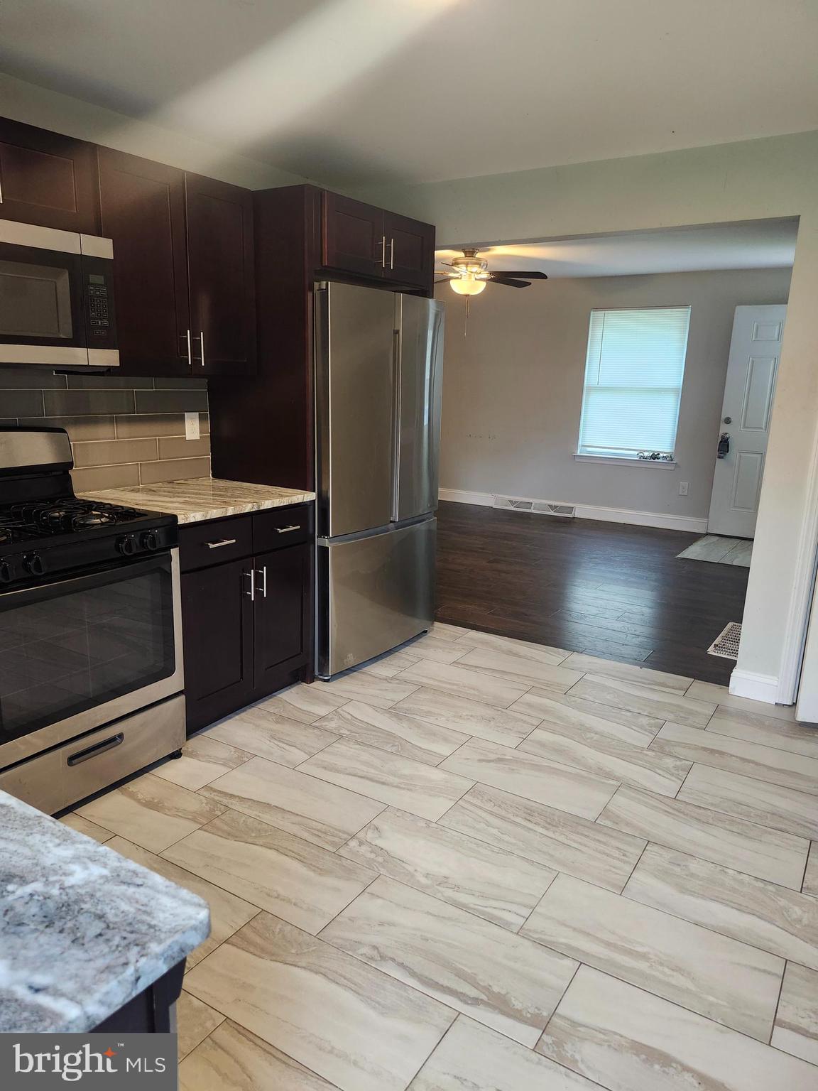 118-128 JESSUP STREET 126