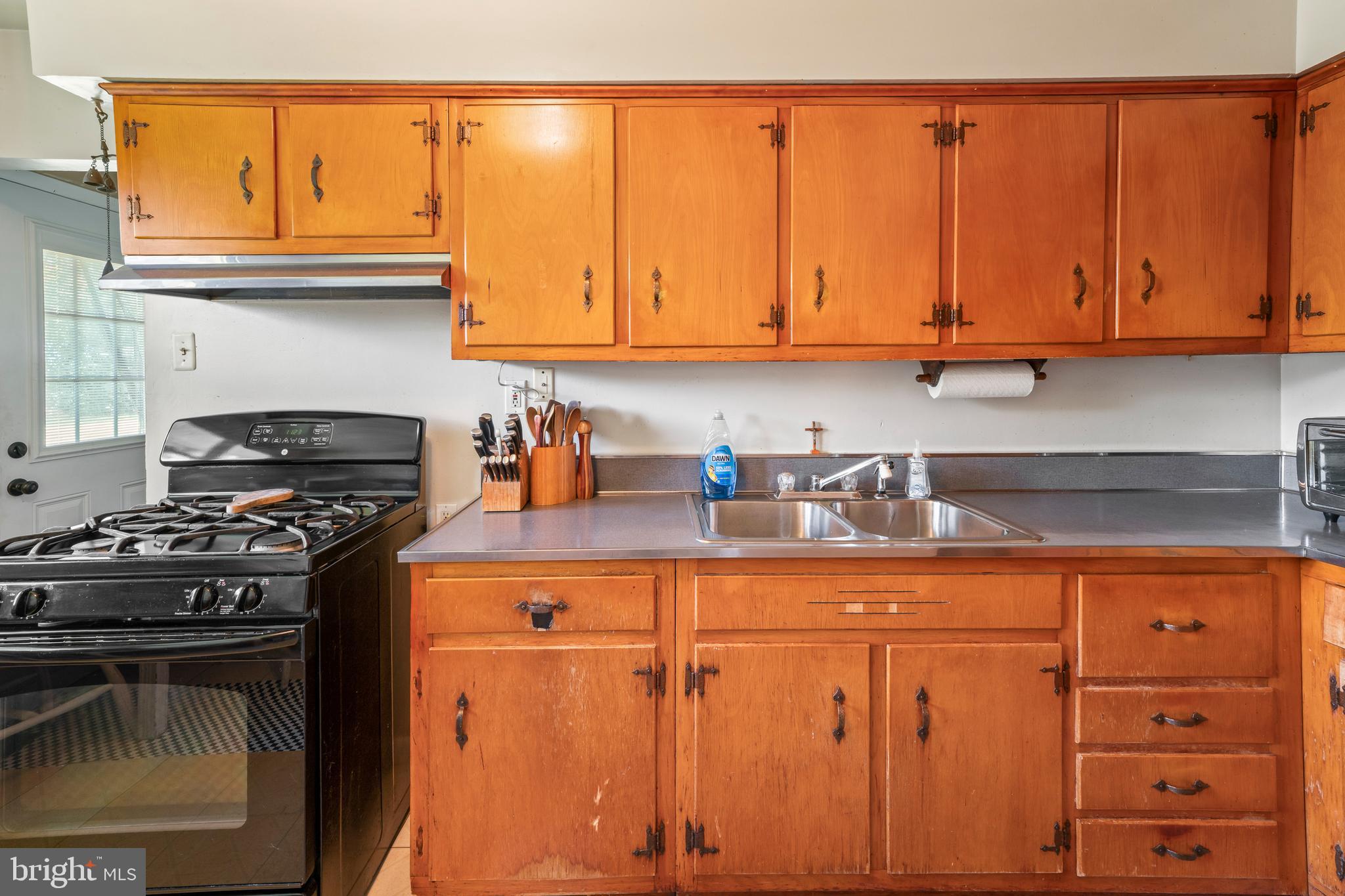 500 UNIVERSITY BOULEVARD