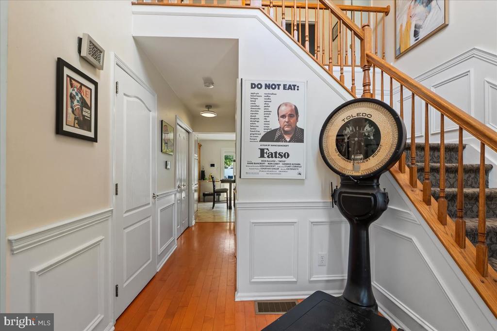 1714 BIDEN LANE