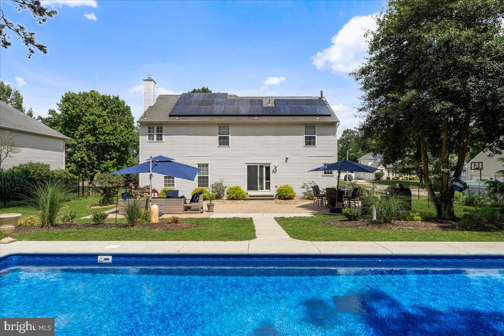 1714 BIDEN LANE