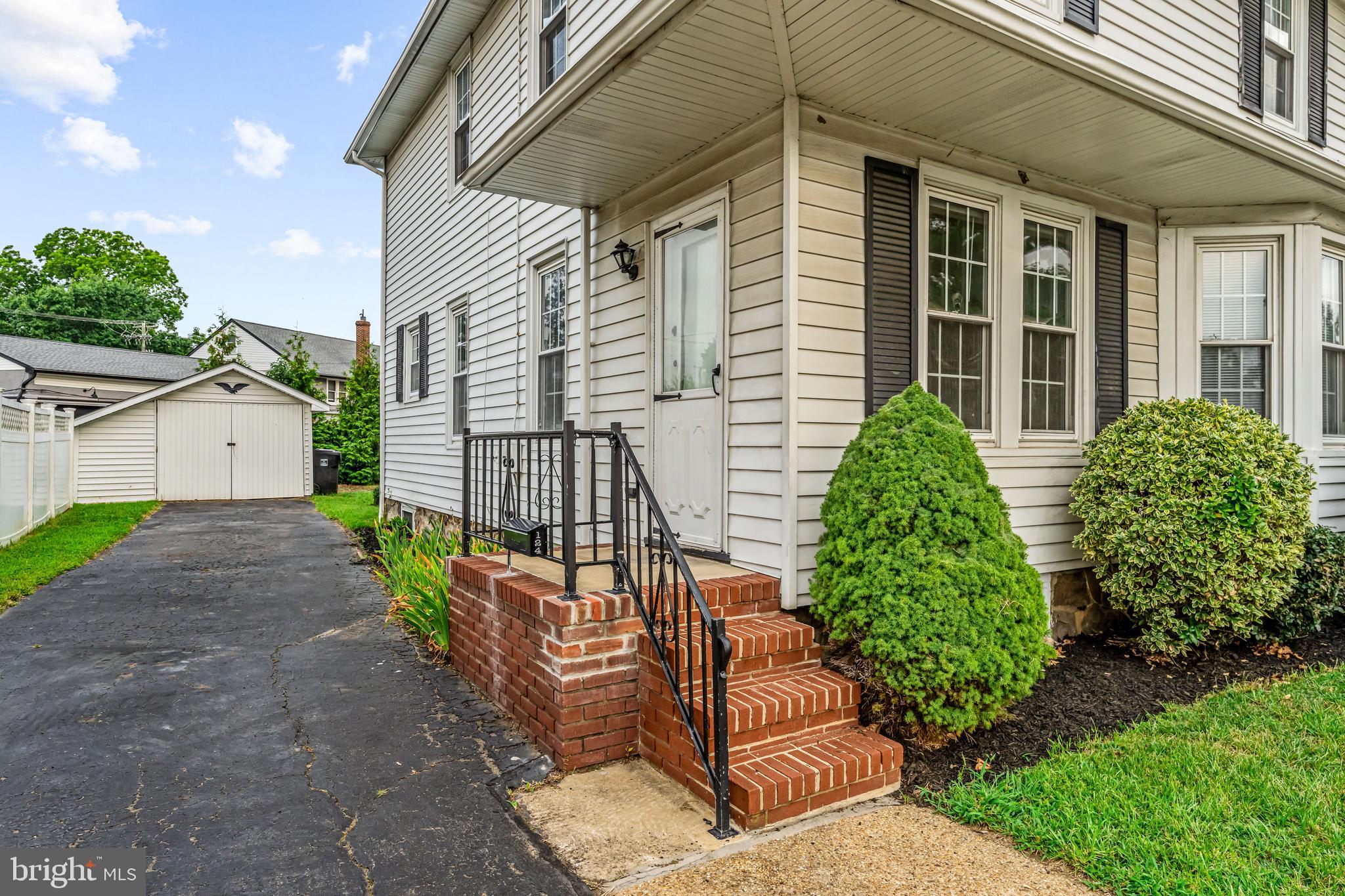 122-124 TURNER STREET