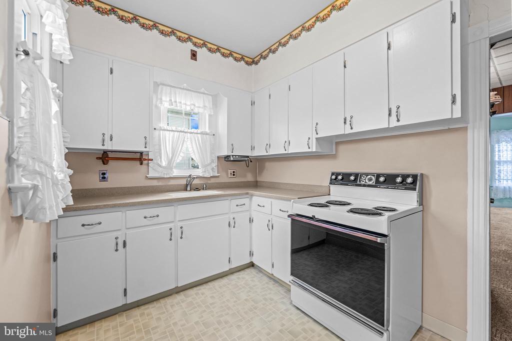 122-124 TURNER STREET