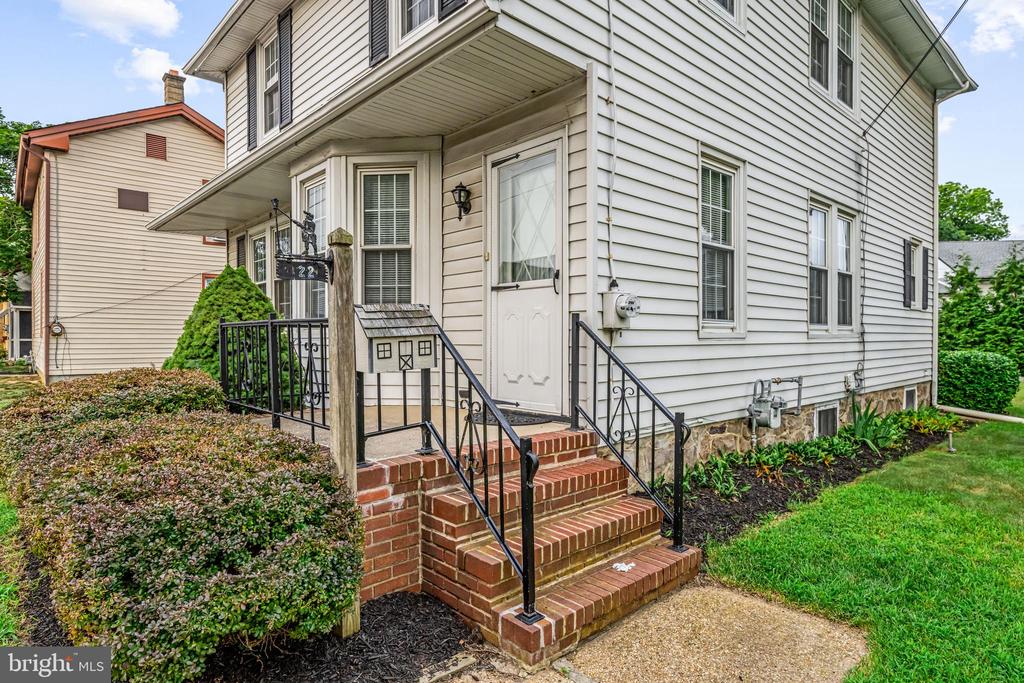 122-124 TURNER STREET